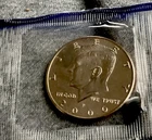 2000 P KENNEDY HALF DOLLAR IN MINT CELLO UNCIRCULATED UNTOUCHED FREE SHIPPING