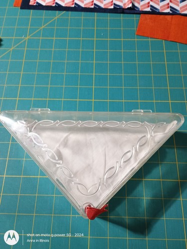 Hommer Mfg Acrylic Hankie Case, clear acrylic case And 6 Embroidered Hankies