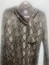 CHICOS GOLD AND BLACK SWEATER WITH SCARF SIZE S SHINE HOLIDAYS BLING