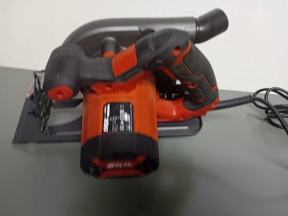Skil SW1U581003 Circular Saw 230v-240v 1250w - Image 4 of 4