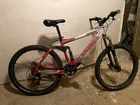 Kona Stinky -Full Suspension Freeride/Downhill Mountain Bike Mint Professional 