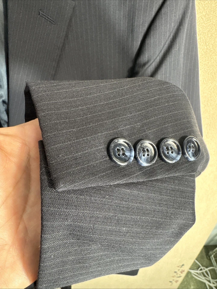 Traje Jones New York 48L 2 Piezas Azul Marino Oscuro Rayas 100% Lana 42x31 2 Botones Foto 3 de 4