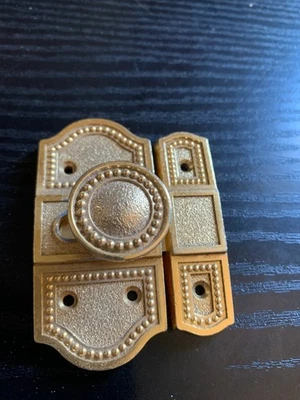 Un Ancien verrou Targette Loquet Fermeture de porte meuble etc.. - Photo 1/2