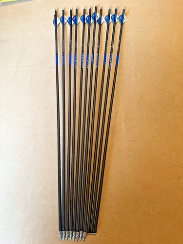 Carbon Express Maxima Blue Streak (11) Arrows w/ inserts, 350 30" long.
