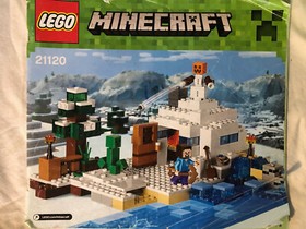 LEGO Minecraft: The Snow Hideout (21120) Complete Set with Manual