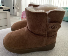 UGG Chestnut Toddler Shearling Boots US 4/5 Toddler 10960891 NWOB