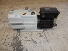 PFEIFFER TYPE UNO 30 M VACUUM PUMP  (FQY91)