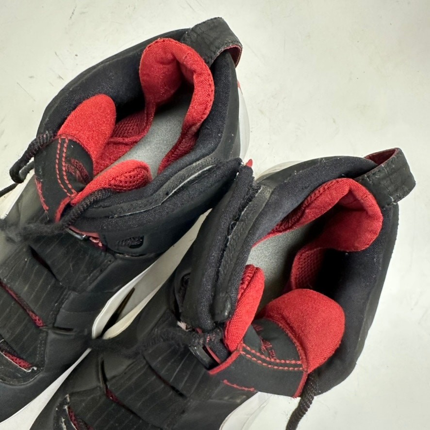 Nike Zoom LeBron IV 4 Basketball Sneaker Black / White  display picture 3