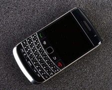BlackBerry 9700 Bold Unlocked GSM 3G Original Phone QWERTY Keyboard WiFi GPS