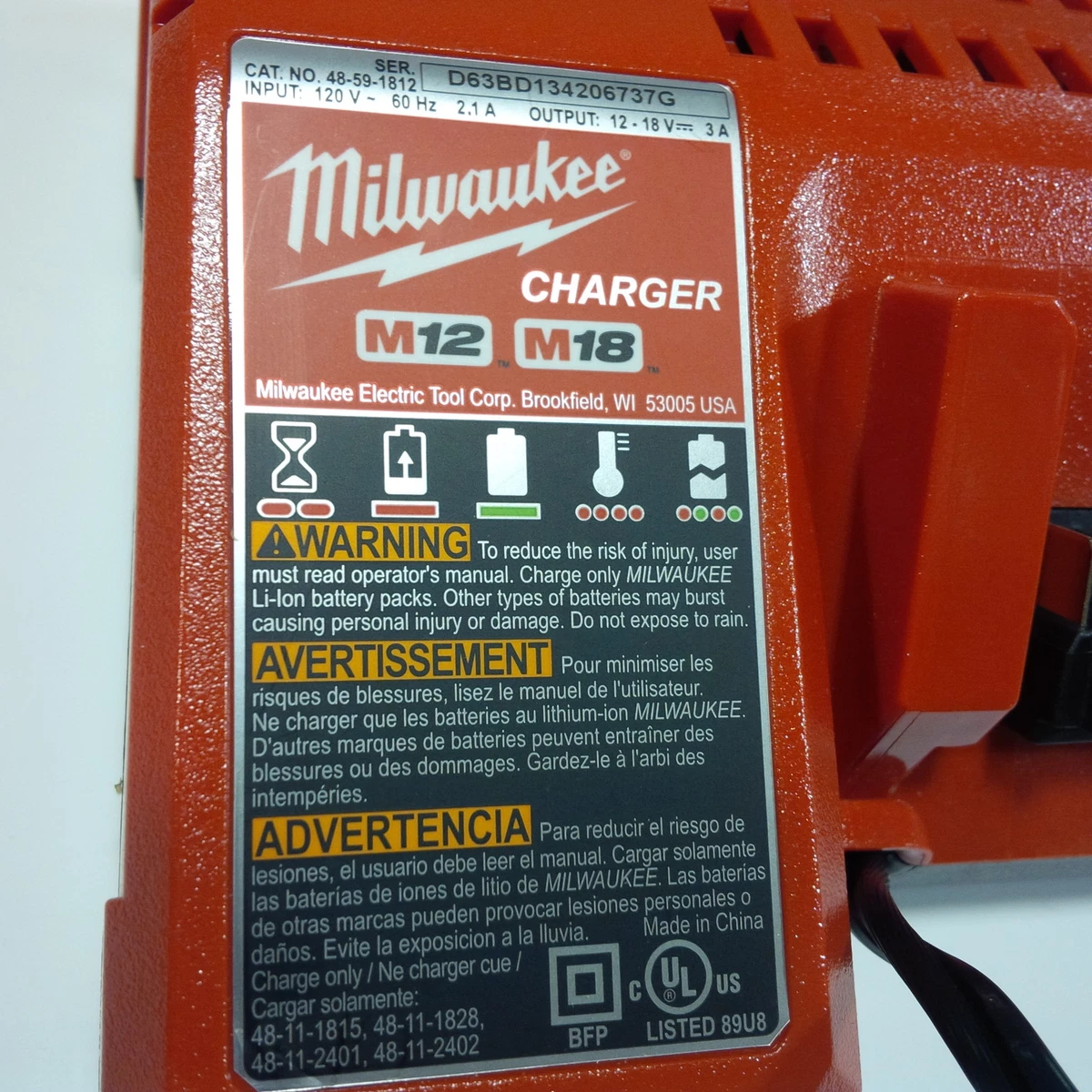 Milwaukee GENUINE New Battery Charger M18 & M12 48-59-1812 Lithium 