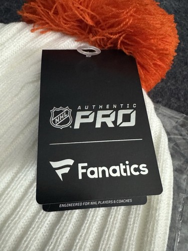 NEW Women’s Philadelphia Flyers Winter Classic Knit Hat, White And Orange. NIB - Picture 7 of 8