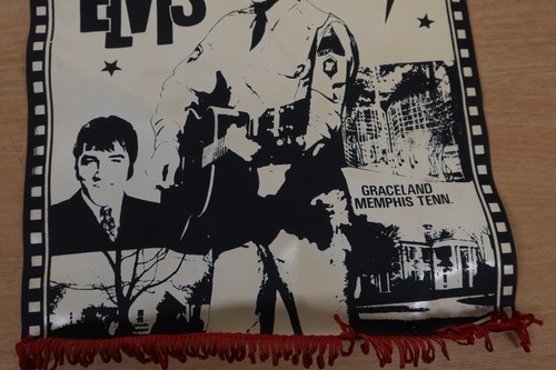 Elvis Presley Vintage Flag Pennant Wall Hanging The King ELVISLY YOURS London - Imagen 4 de 12