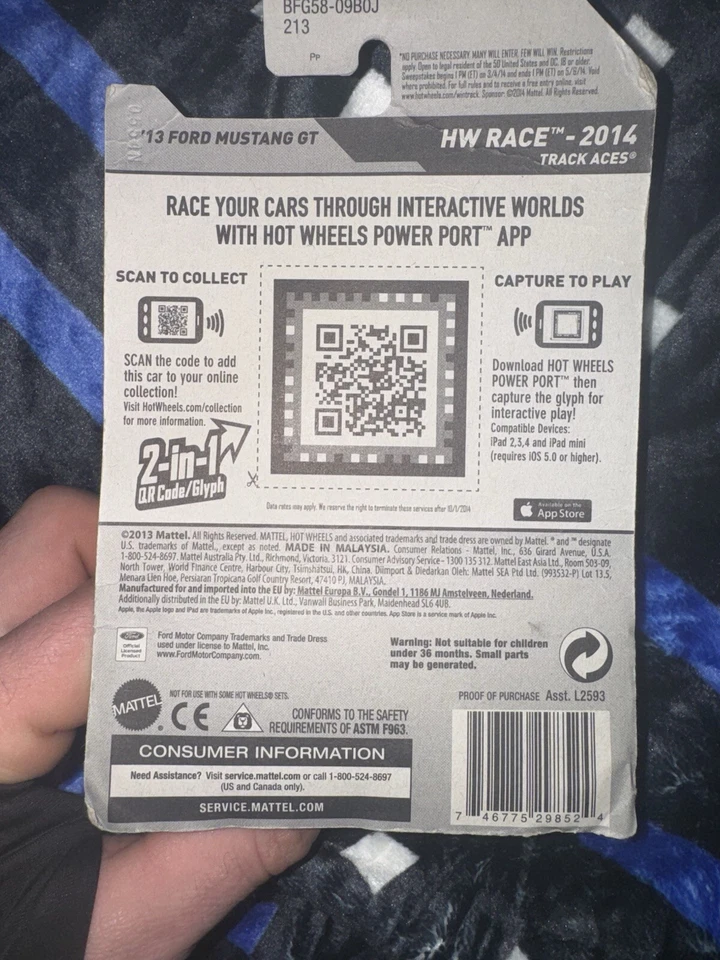 Hot Wheels Track Aces 2014 50 años de Mustang - Mustang GT 13 - plateado Foto 3 de 3