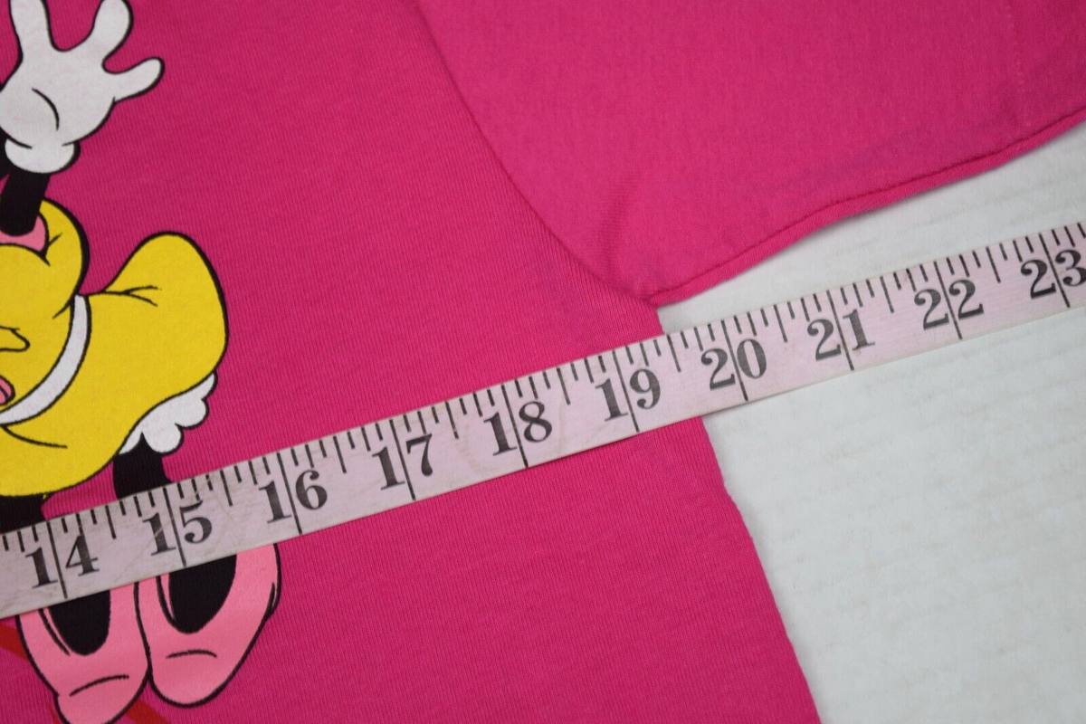 Minnie Mouse T-Shirt VTG 80s Minnie Jumping on Her Minnie Mouse T-Shirt VTG 80s Minnie Jumping on Her