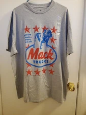 NWT Mack Truck Tshirt XXL, Grey With Bullgdog Retro Print