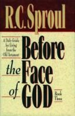 Before the Face of God Vol. 1 : A Daily Guide for Living from the