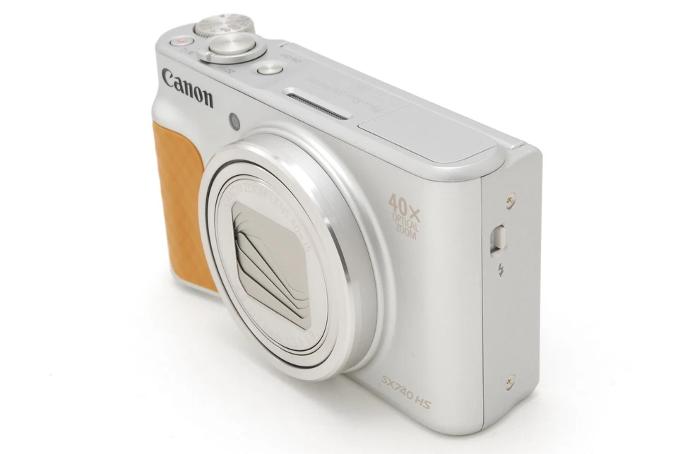 Canon PowerShot SX740 HS Silver Compact Digital Camera 20.3MP JAPAN [Unused] - Image 4 of 4