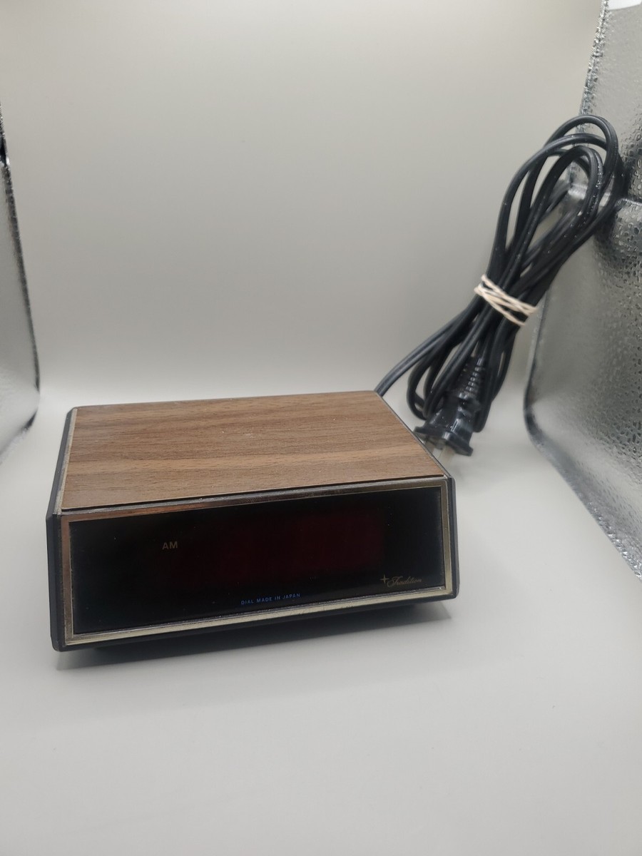 1970s Vintage Tradition Alarm Clock, Very Good Condition Woodgrain