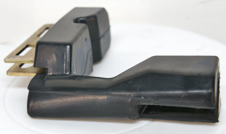 Reposacapó Dorman 924-5222 resistente 96-11 Freightliner Century Class 7521 Foto 4 de 4