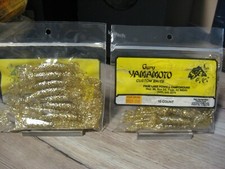 Yamamoto Fishing Baits 4" Single Tail Hula Grub Clear Gold & Silver Flakes