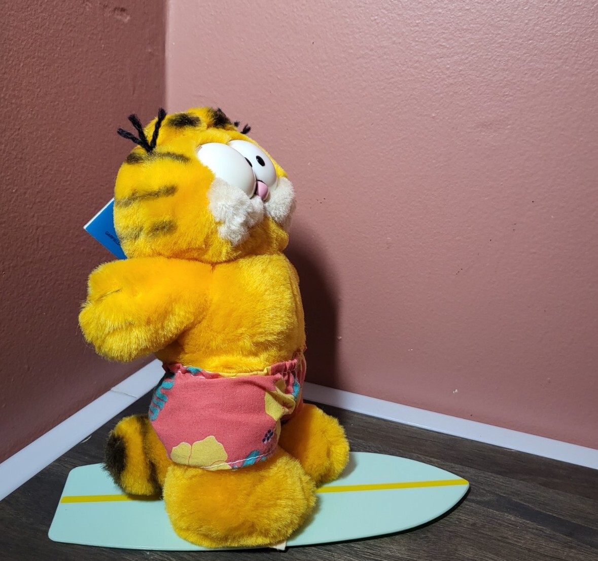 GARFIELD WAVE RIDER VINTAGE SURFING PLUSH W TAG SURF BOARD