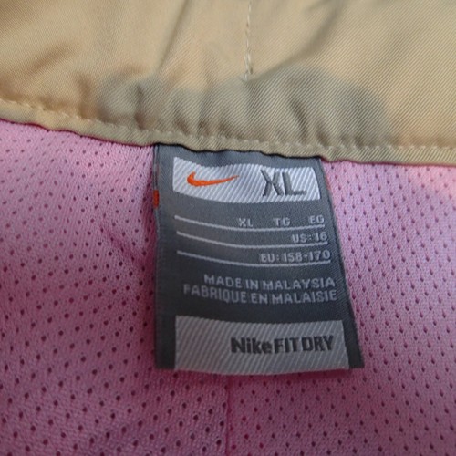 Nike Dry Fit girls sz. xl /16 pink camo design classic crop sport pants - Picture 3 of 12