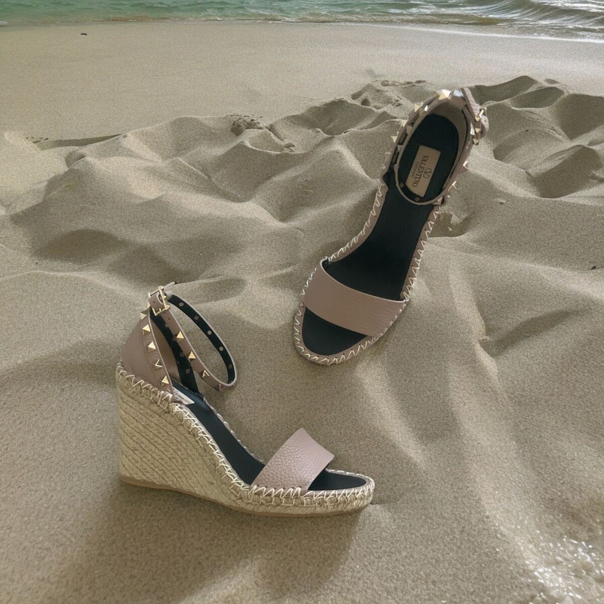 NIB Valentino Garavani Rockstud Double Espadrille Wedge NIB Valentino Garavani Rockstud Double Espadrille Wedge