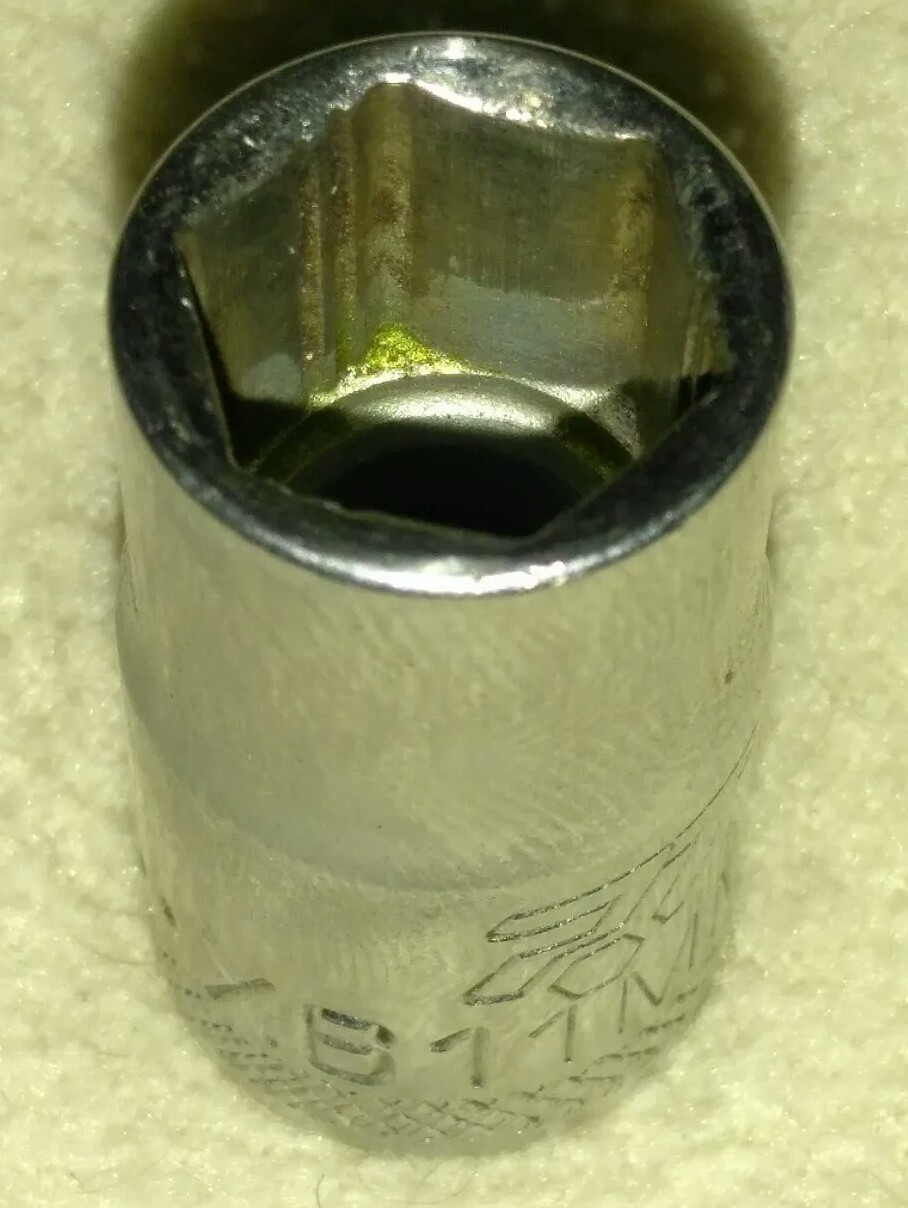 Picture 2 of 3