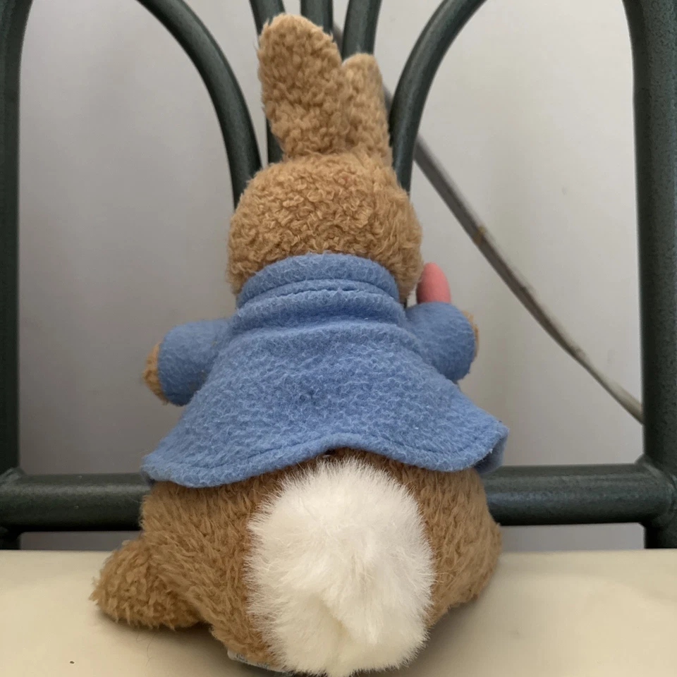 爱丁礼物 彼得·拉比的世界 毛绒兔子 带胡萝卜 故事书 — 第 3/3 张图片