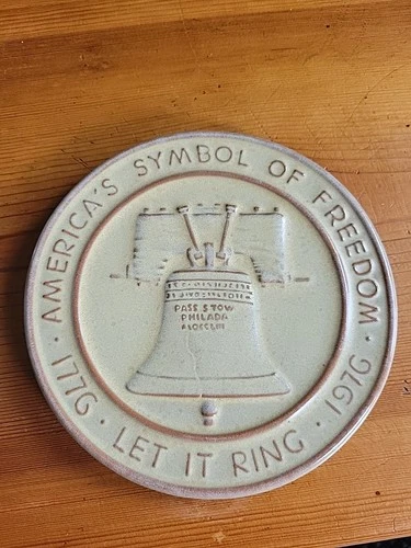 Vintage Frankoma 1976 Liberty Bell 6 3/8”Pottery Trivet USA Bicentennial LB-TR