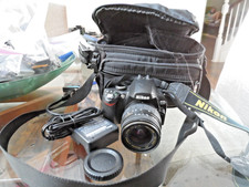 NIKON D60 DSLR DIGITAL TESTED CAMERA BUNDLE 18-50 QUANTARAY LENS 10.2 MEGAPIXELS
