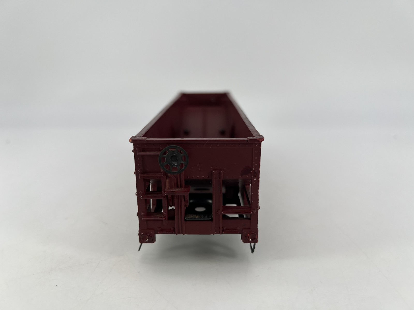 Lionel #25000 O Gauge Lehigh Valley Hopper Car Maroon No Trucks Fair