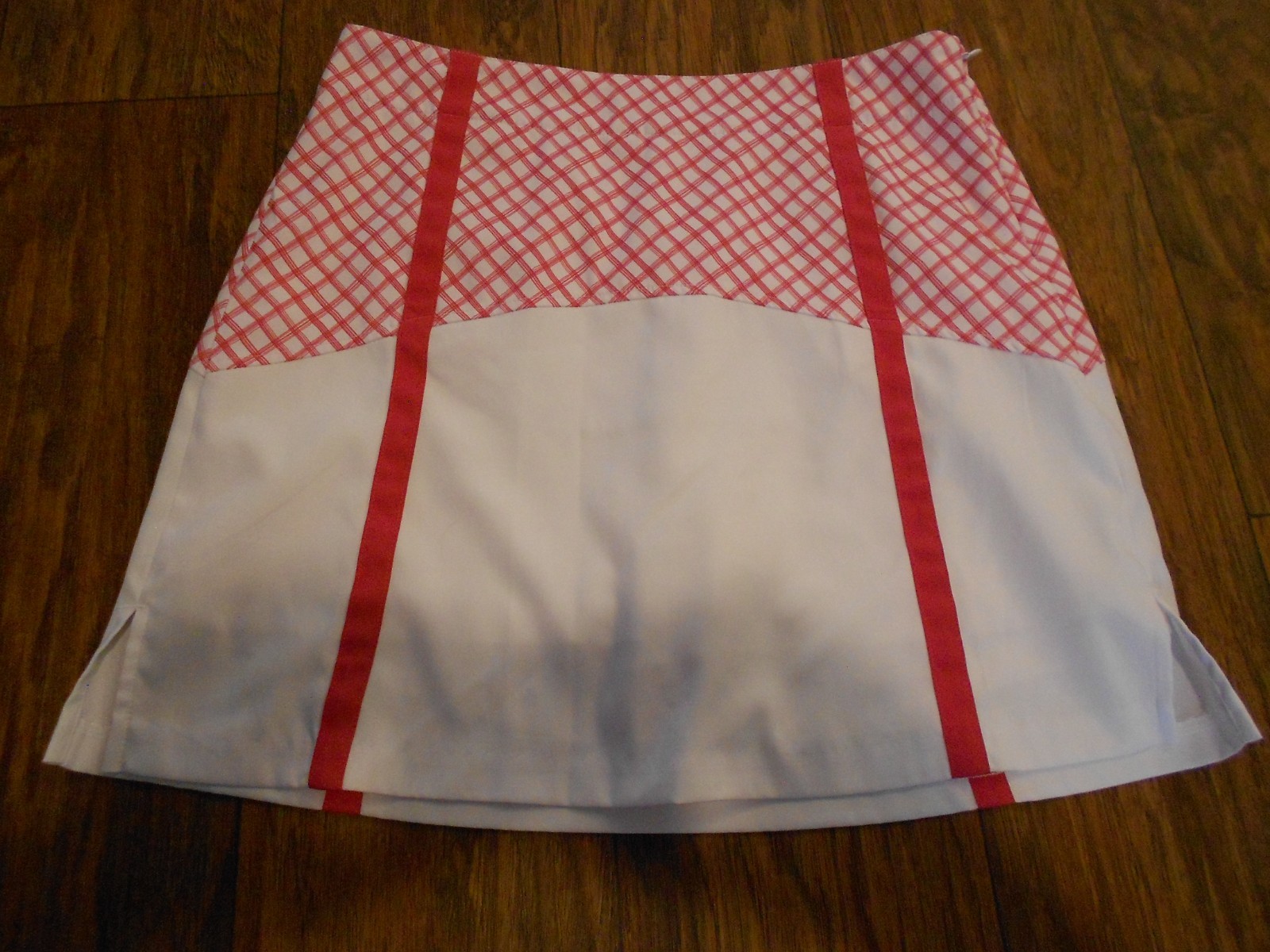 Lady Hagen womens golf skirt size 4 athletic skort MINT cond