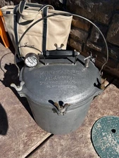 ALL AMERICAN 20 1/2 QT  King-Kanner Steam  Pressure Cooker Cast Aluminum Manitow