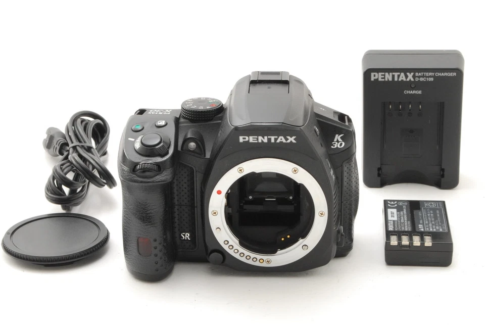Ex15 % Ab PENTAX K-30 Schwarz 16.3MP Digital SLR Kamera Nur 14451 Fotos