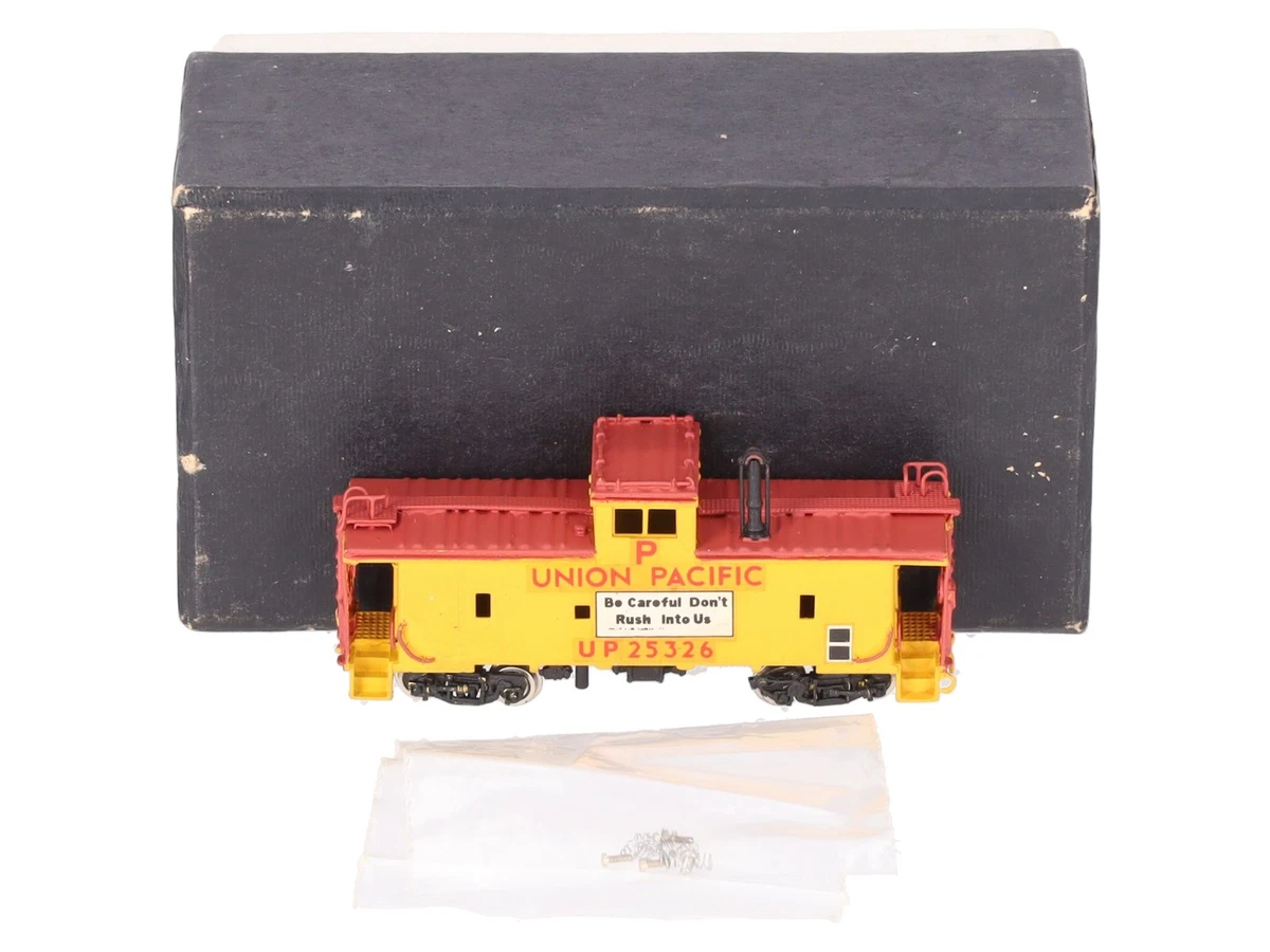 Hallmark Model Railroads and Trains for sale | eBay