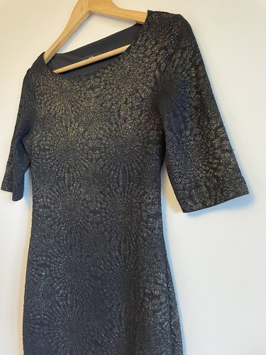 CUE Vintage ladies black pencil dress size 10 Gold thread, cut out back, LBD G30 - Picture 4 of 6
