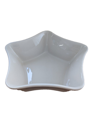 Longaberger Woven Traditions Ivory Large 9.5" Star Shaped Baking/ Serving Dish