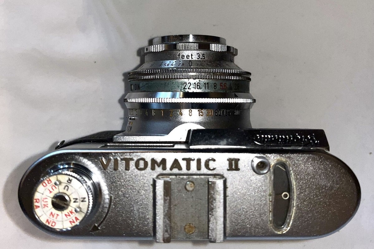 Voigtlander Vitomatic II Camera & Case Untested For Parts