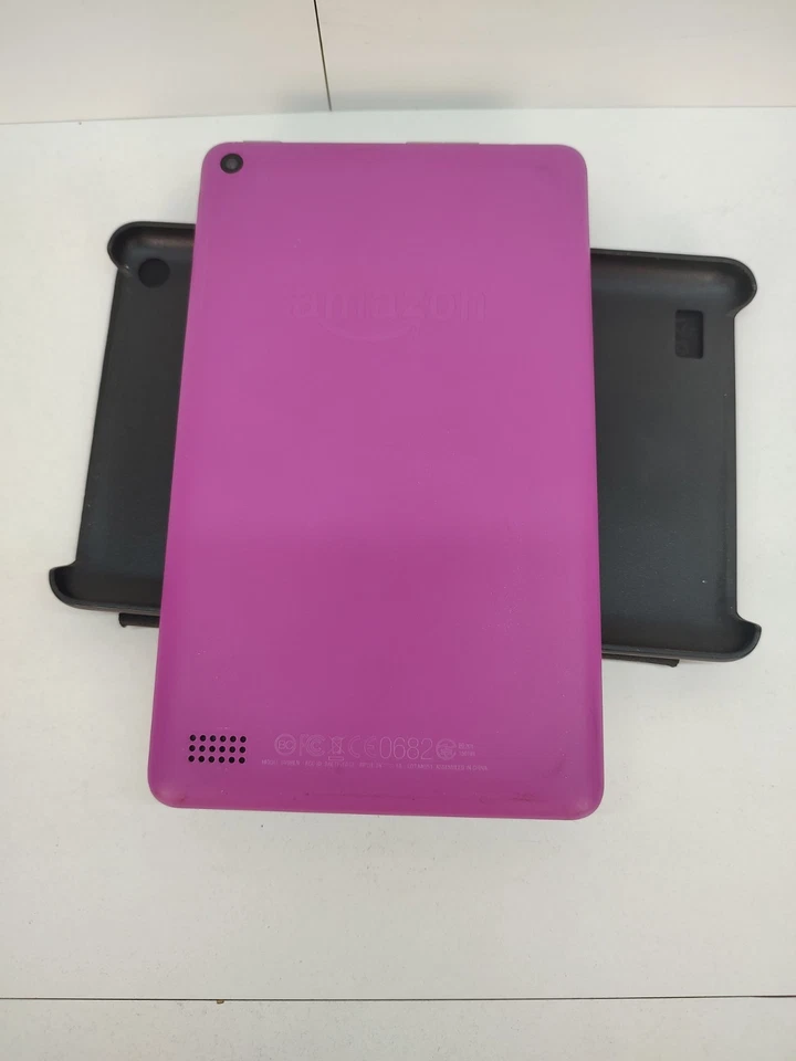 Amazon Kindle Fire 5th Gen Wi-Fi - SV98LN Pink - Image 2 of 3