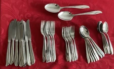 IS Wm. Rogers Mfg. Co. 18/8 stainless INS17 mixed lot of 39 pieces