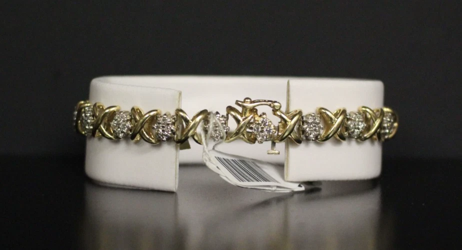 (RI2) Lady's 14K Two-Tone Gold Diamond Bracelet - 7.5" - 15.1 Grams - .19 TCW - Image 4 of 4