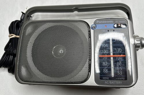 Panasonic RF-2400D Am/FM Radio -READ DETAILS - Picture 1 of 8