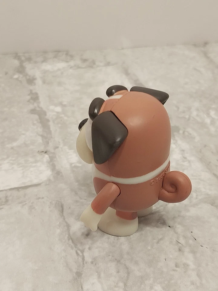 Boneco de substituição Bluey Friend WINTON Inglês Bulldog Dog - Imagem 4 de 4