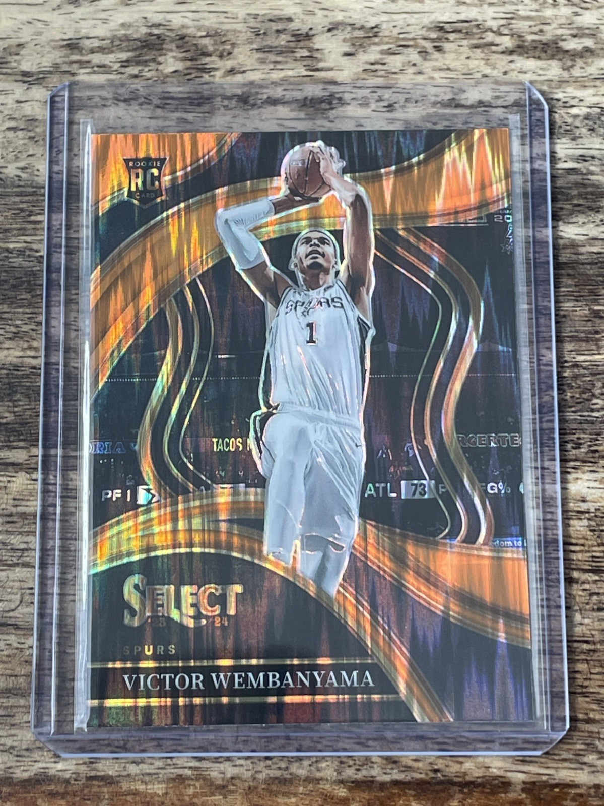 2023 Panini Select #288 Victor Wembanyama Orange Flash Courtside 