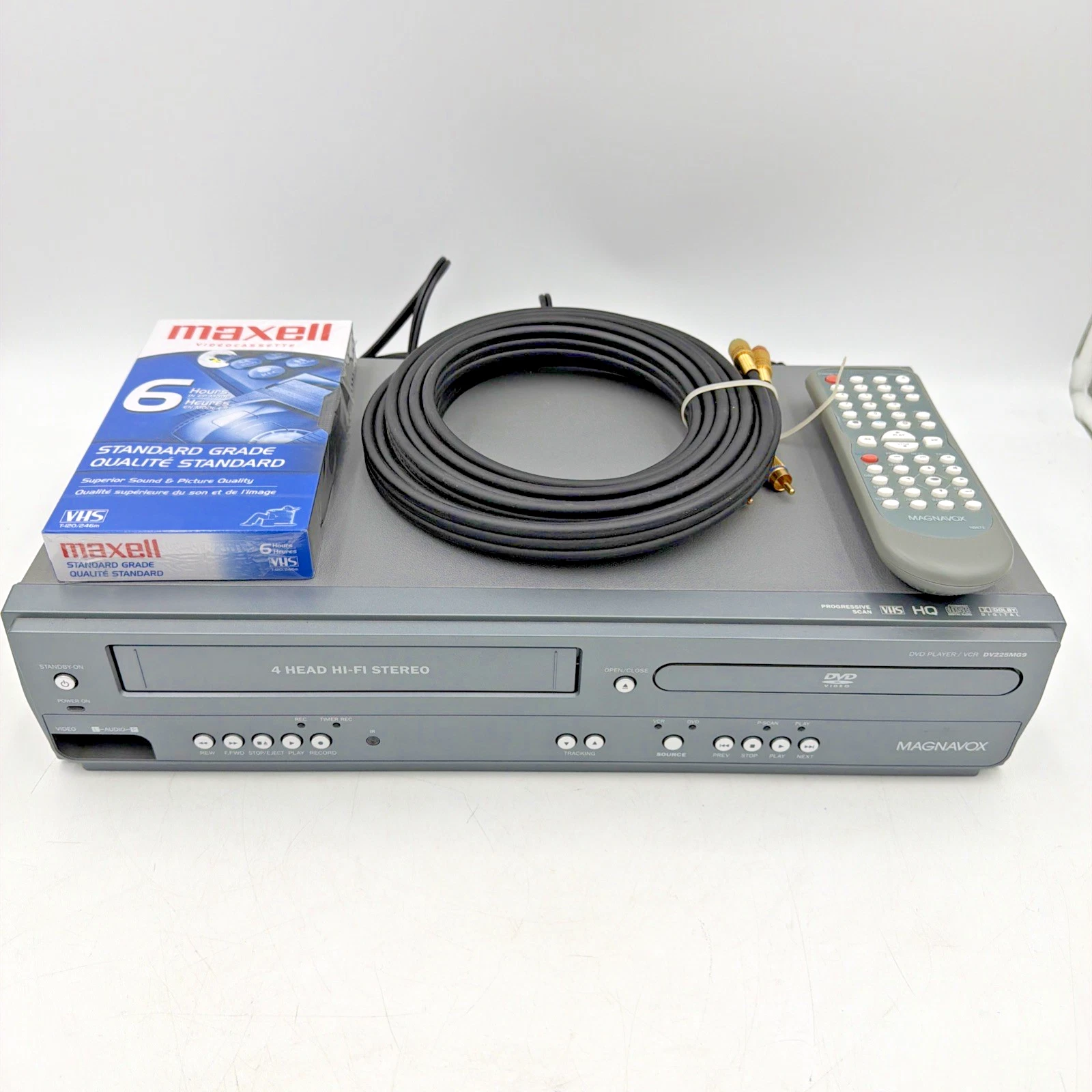 Magnavox DV225MG9 DVD VCR Combo Player VHS Hi-Fi w/ Remote, cables Works SEE VID