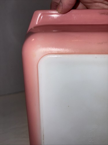 Vintage PYREX Pink Daisy #575 Space Saver Casserole 2 Qt. with PYREX clear lid - Picture 7 of 10