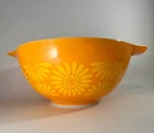 Vintage PYREX Orange Daisy Sunflower 442 Cinderella 1.5 Quart Mixing Bowl