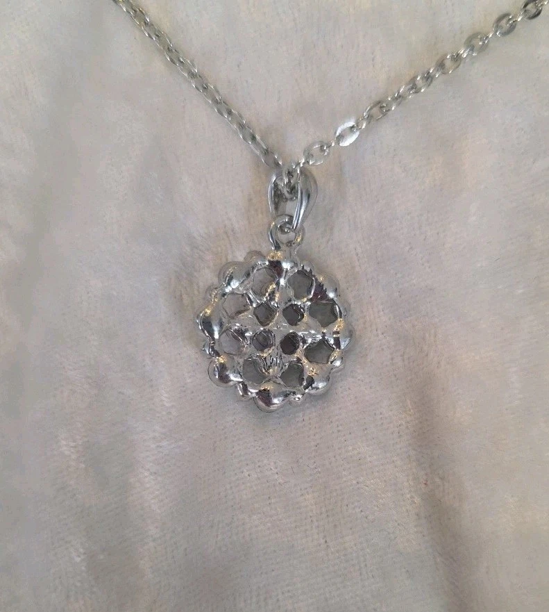 Collar Colgante Piedras Lavanda Turquesa Chapado en Rodio, Cadena 18-20" Foto 3 de 4