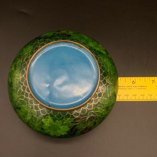 Chinesische Cloisonne Schale mit Deckel Emaille über Messing grün Champleve Blumenblatt - Bild 15 von 16